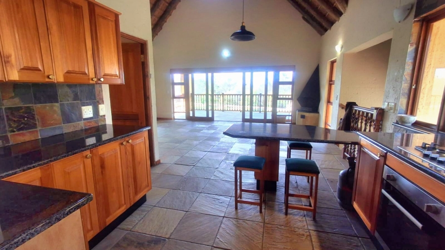 4 Bedroom Property for Sale in Boschenvaal River Front Lodges Free State